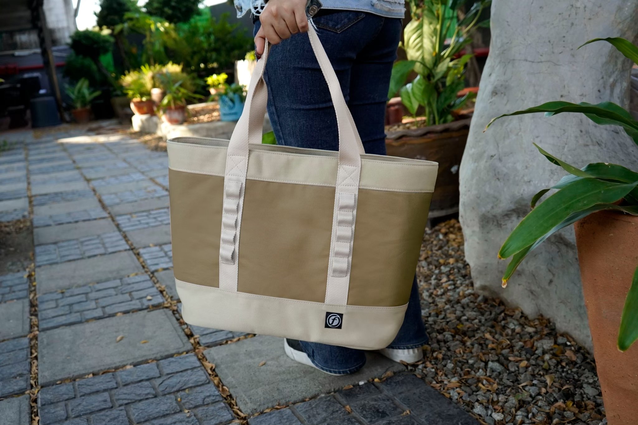 กระเป๋าเอนกประสงค์ ผ้ากันน้ำ FEELFREE TOTE L CHANG สีเขียว_5